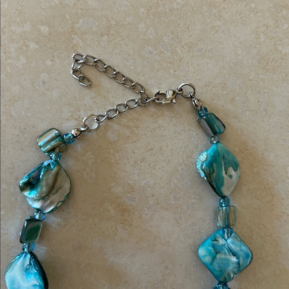 Turquoise Shell Necklace - Picture 2 of 4